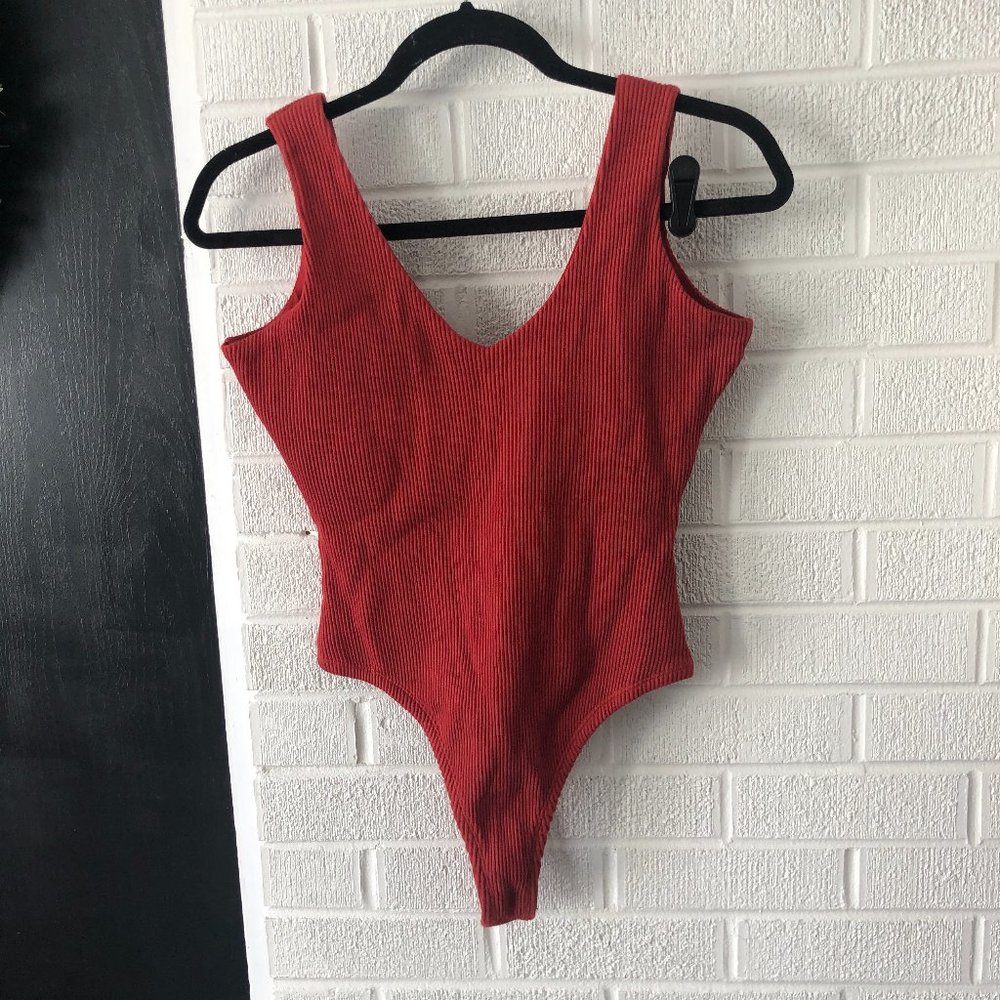 NWT The Odell's Ribbed Sleeveless Bodysuit, small